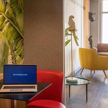 Ibis Styles Beaulieu Sur Mer Esterno foto