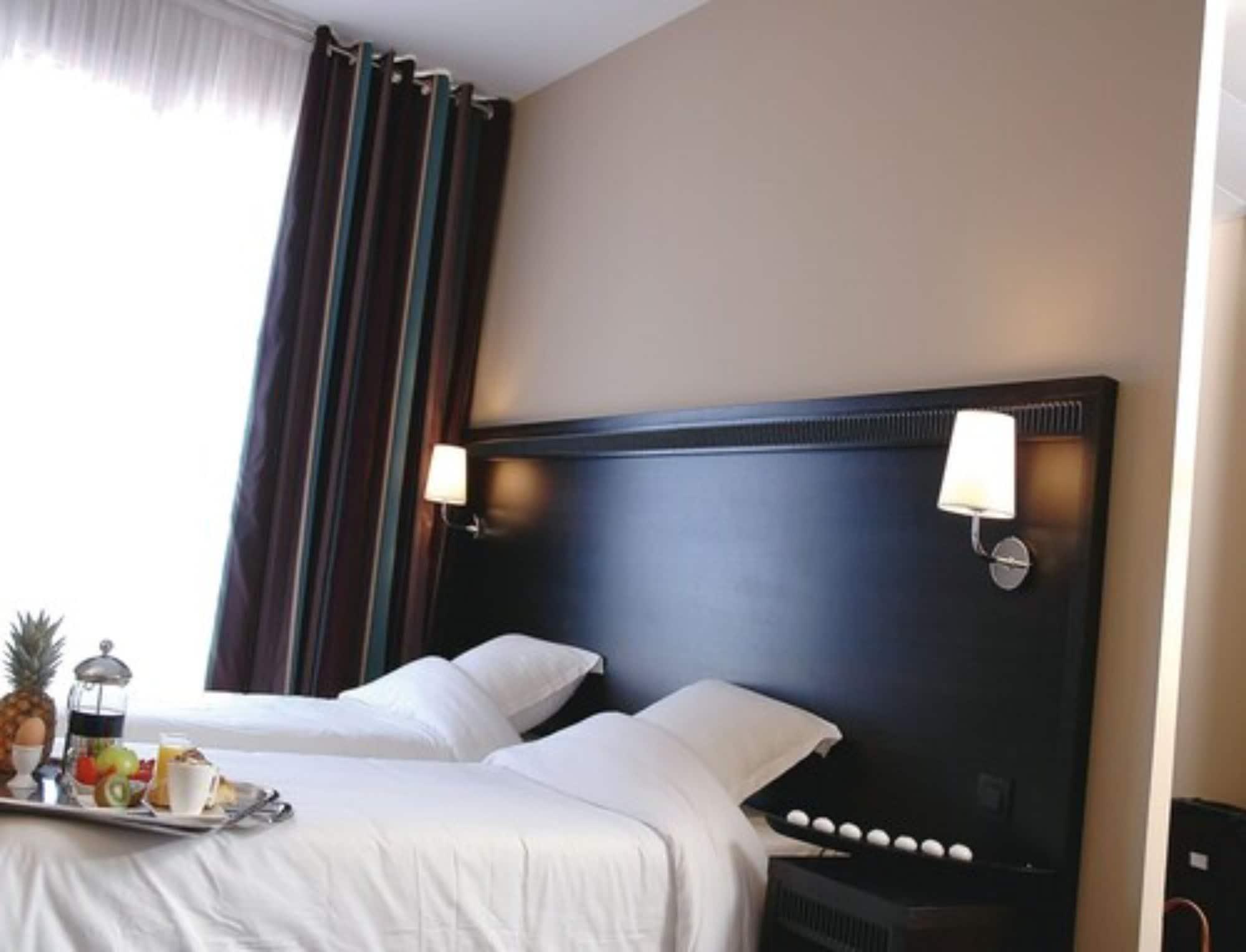 Ibis Styles Beaulieu Sur Mer Esterno foto