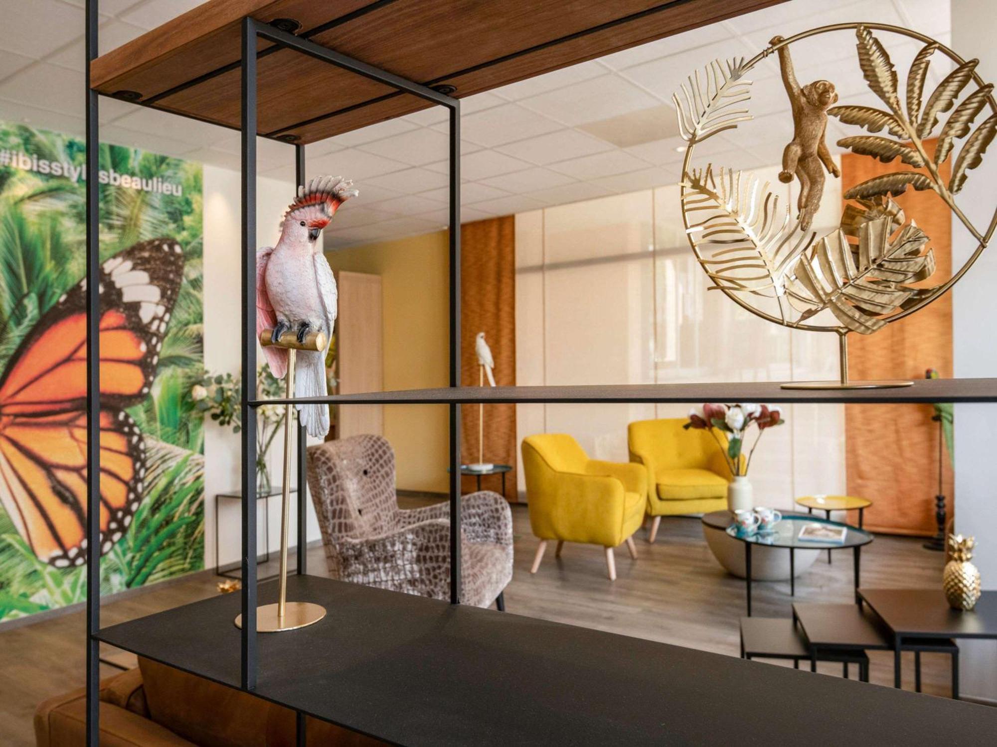 Ibis Styles Beaulieu Sur Mer Esterno foto